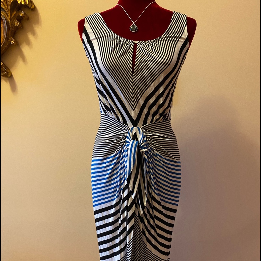 BCBG MAXAZRIA summer dress white, black & blue Med
